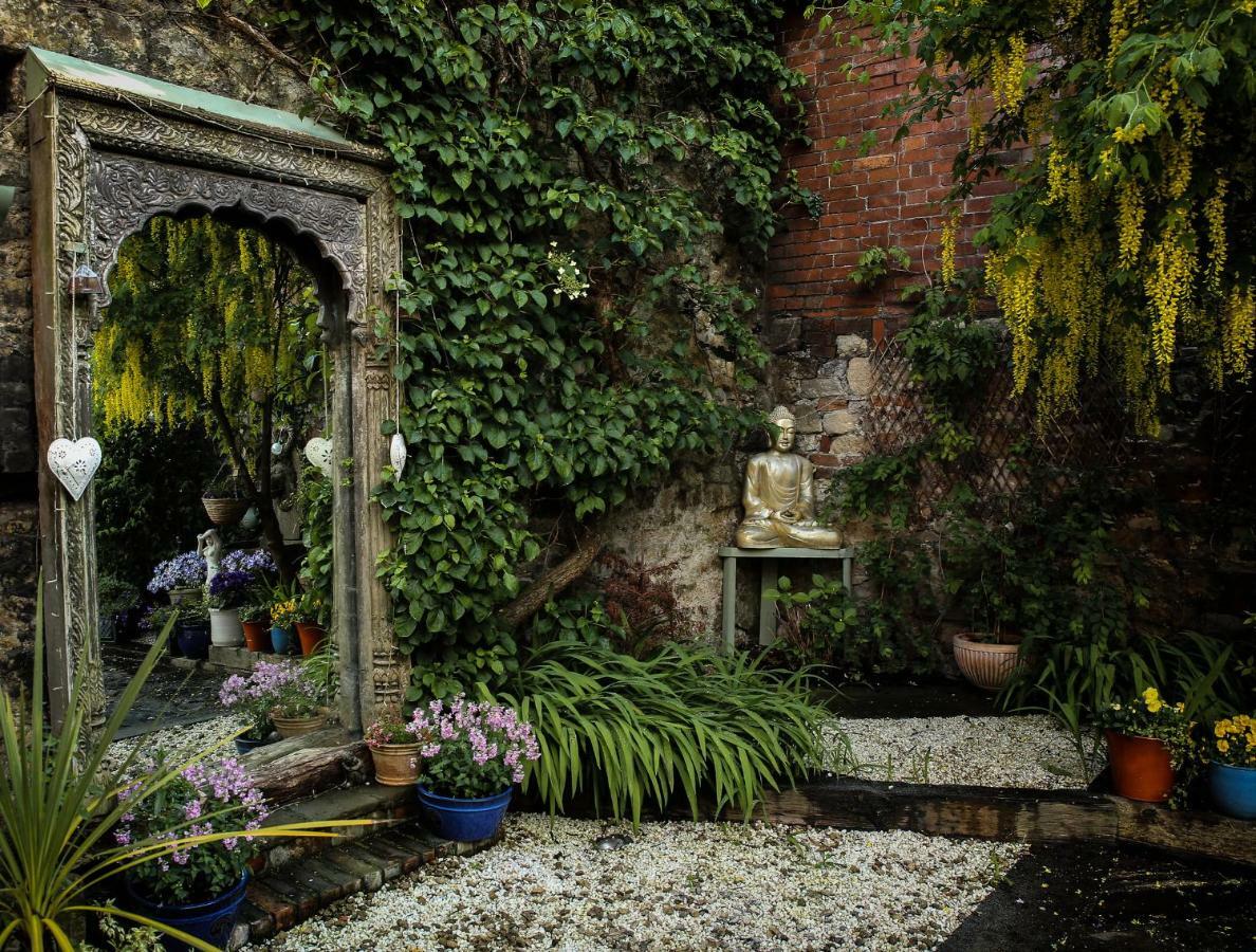 Sacred Garden Retreat Daire Glastonbury Dış mekan fotoğraf